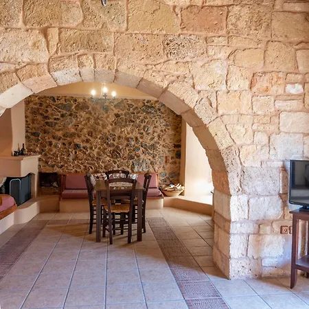 Holiday home Tsolias Stone House