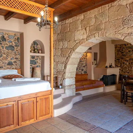 Tsolias Stone House بيت للعطل