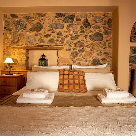 Tsolias Stone House *