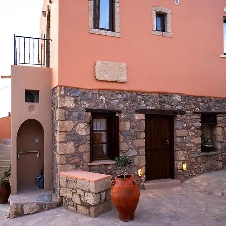 Tsolias Stone House